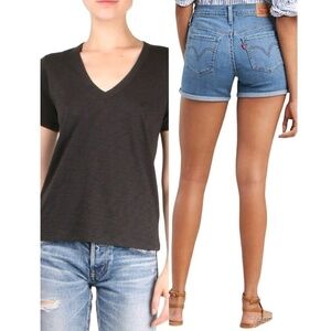 LEVI’S Sculpt Mid-Length Shorts + Veronica Beard Casey V-Neck Tee Charcoal